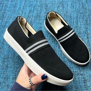 Spenco Orthotic Mesh Knit Slip On Casual Shoes in Black WIDE Width